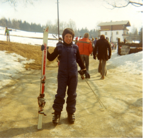 Schepen Bertrand Vrijens als 12-jarige op skivakantie in Ramsau, Oostenrijk, 1976