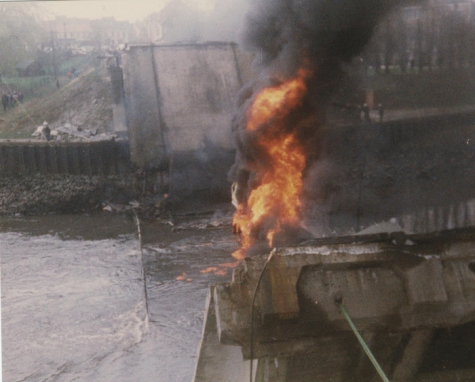Zicht op de Schelde bij de ingestorte brug, Melle, 1992