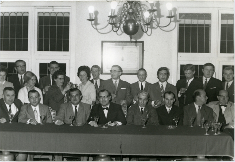 Handelsbeurs, Gemeentebestuur en N.C.M.V. Bestuur op het gemeentehuis, 1970.