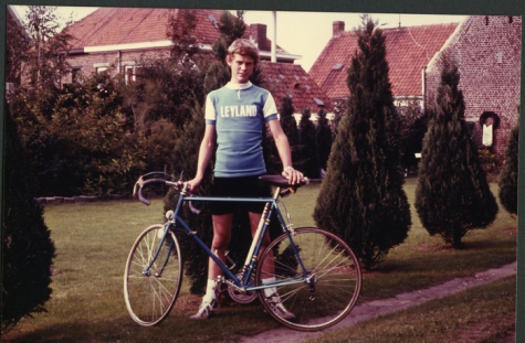 Martin Moerman met zijn koersfiets, Merelbeke, 1978