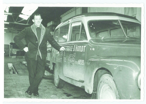 Bij de reclamewagen, Sint-Lievens-Houtem, 1960-1970