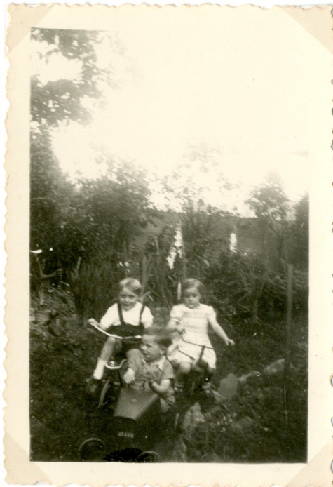 Leerling wielrijders, Balegem, 1951