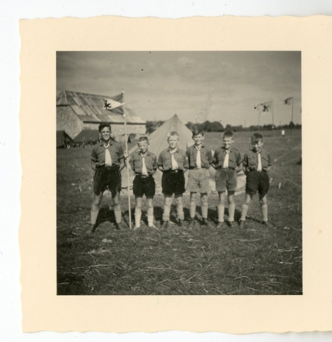 Chiro Melle, op kamp in Bioul, 1959