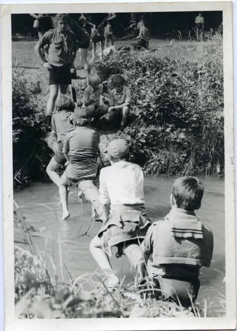 Rakkers chiro Melle steken beek over, Ardennen, 1975-1979