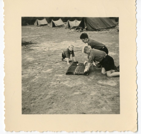 Instructies op chirokamp, jaren 1950