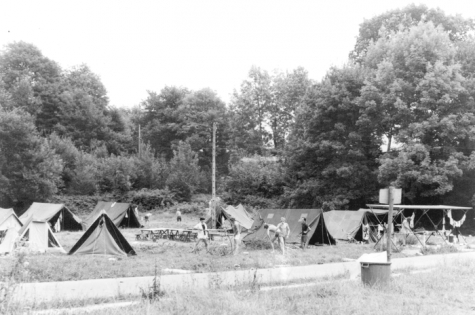 Het kampterrein te Lourdes, Frankrijk, 1979
