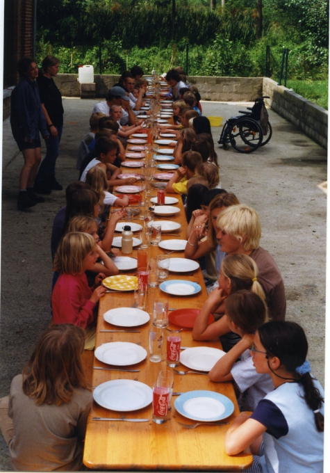 Middagmaal, Berlare, 2000.