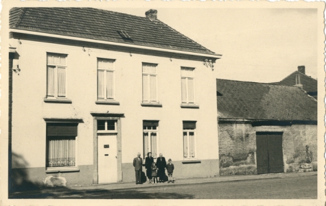 Ouderlijke huis Luc Coppens, Oosterzele, jaren 1940