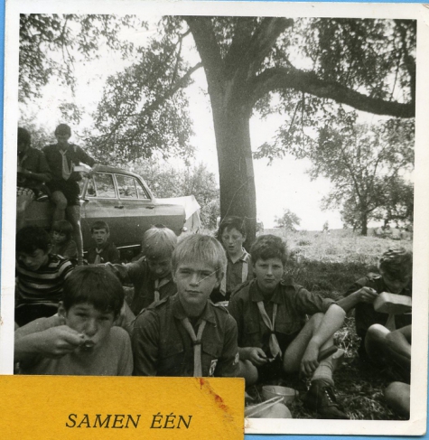 Eten uit gamellen, chiro Melle, 1972