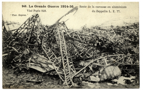 Resten van de zeppelin LZ77, 1916
