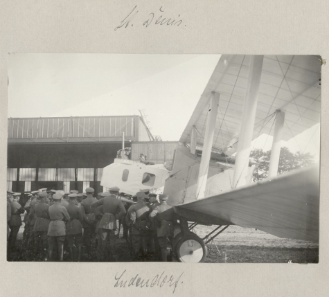 Op het vliegveld van Sint-Denijs-Westrem, 1917