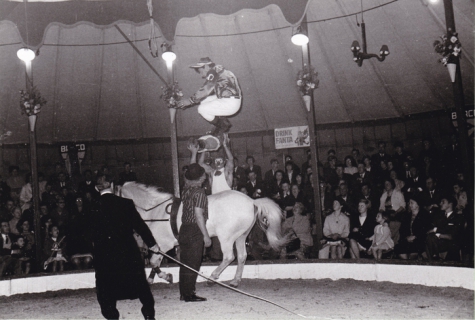 Circus Jhony op Houtem Jaarmarkt, ca. 1960