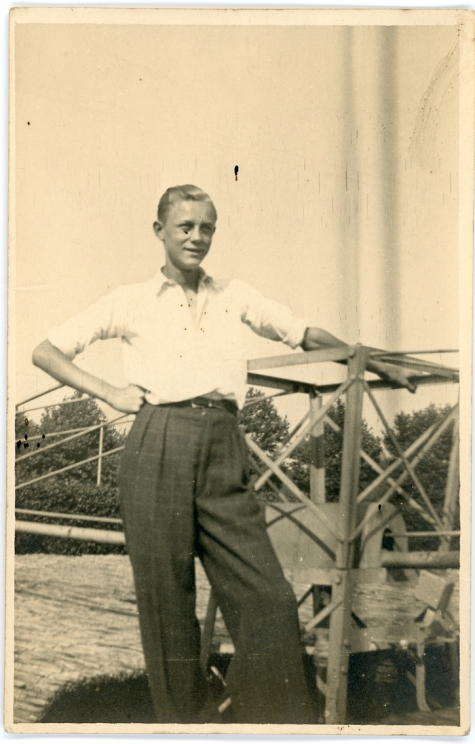 André Pieters met een gietmolen, Melle, 1936-1937