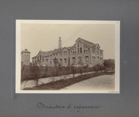 Was- en stijkruimte, Caritasinstituut, Melle, 1910-1915 