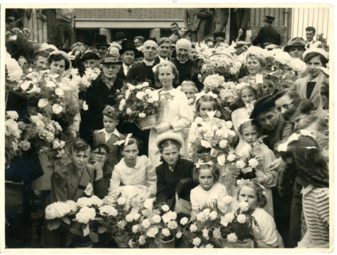 Zilveren priesterjubileum van pastoor Buckens, Letterhoutem, 1951