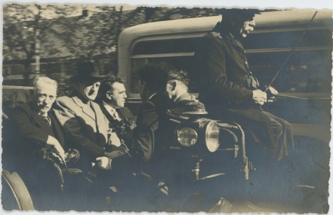 Genodigden, inhuldiging burgemeester Jean De Schryver, Lochristi, 1947