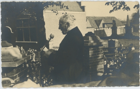 Toespraak deken Van den Abbeele, inhuldiging burgemeester Jean De Schryver, Lochristi, 1947