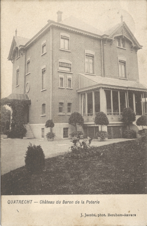 QUATRECHT - Château du Baron de la Poterie