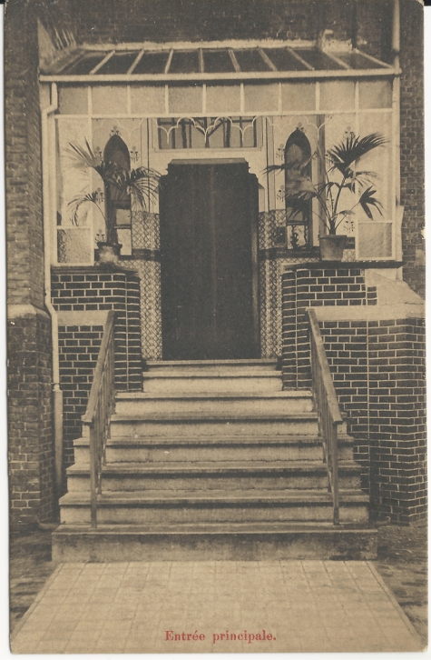 Entrée principale.