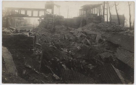 Resten van het opgeblazen viaduct, Melle, 1914-1918