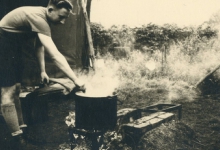 Op kamp bij het houtvuur, Herentals, 1954