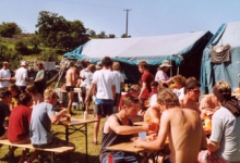 De eetplaats tussen de tenten, Ierland, 2006.