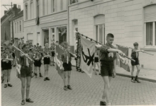 Vlaggendragers voorop, Melle, 1965- 1969.