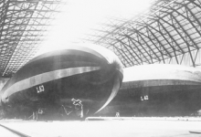 Zeppelinloods voor twee zeppelins, 1915