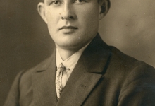 Portret boomkweker Edmond De Moor, Oosterzele, jaren 1920-1930
