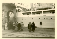 Vertrek pater Alfons Mabilde naar Belgisch-Congo, Antwerpen, 1954