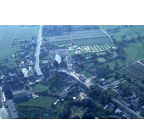 Luchtfoto van Oosterzele dorp, jaren &#039;60