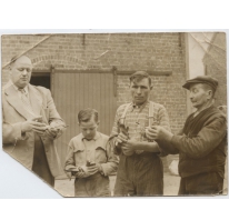 Eerste prijs duivenwedstrijd, Sint-Lievens-Houtem, jaren 1950