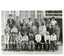 Klasfoto van een klas in de eerste graad van het secundair onderwijs in het Paus Johannescollege, Merelbeke, 1970-1980