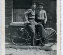 Bij een vriend op de fiets, Oordegem, 1940-1950