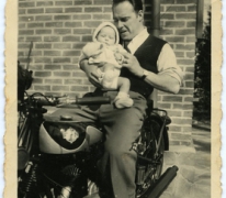 Samen op de motorfiets, Melle, 1945-1950