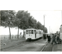 Tram van de lijn Gent-Geraardsbergen, Sint-Lievens-Houtem,1953. 