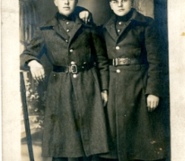 Portret van twee soldaten tijdens Eerste Wereldoorlog, details onbekend
