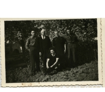Familie Dooreman met twee soldaten, Sint-Lievens-Houtem, 1940-1945