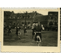 Schotten in bevrijdingsstoet, Sint-Lievens-Houtem, 1940-1945