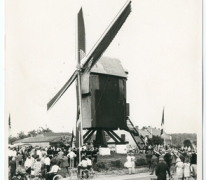 Viering rond gerestaureerde Vinkemolen, Oosterzele, 1969