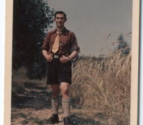 André Poppe in chiro-uniform, Moulbaix, 1951