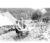 Eucharistieviering tijdens de bezoekdag, Olloy- sur- Viroin, 1972.