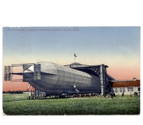 Zeppelin wordt uit loods getrokken, 1916