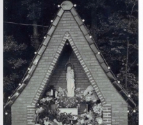 Kapelletje opgericht als aandenken 50 jaar Boerinnenbond, Landskouter, 1961
