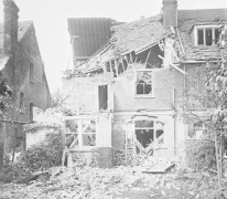 Schade door zeppelinbombardement, 1915