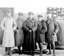 Ernst Brandenburg en zijn officieren, Gontrode, 1917