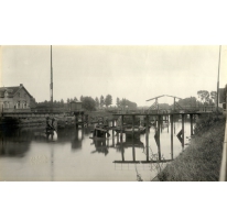 Een noodbrug over de Schelde tijdens de Eerste Wereldoorlog, 1914-1918