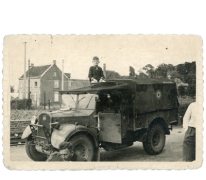 Carlo De Cooman op camion, Merelbeke, 1944