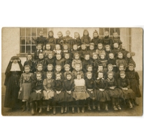 Klasfoto  3e classe A, Ecole des Soeurs Apostolines, Oosterzele, 1910