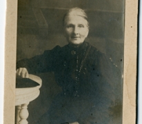 Portetfoto Eulalie Hanssens Maria, Scheldewindeke, 1920